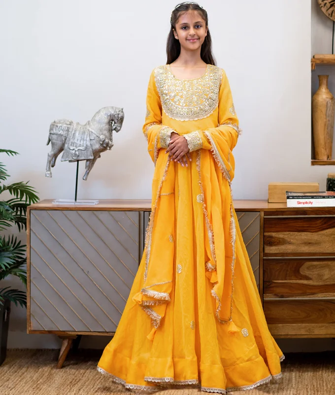 Button-down Shirts Pre-Order : Yellow Embroidered Anarkali Set for Girls